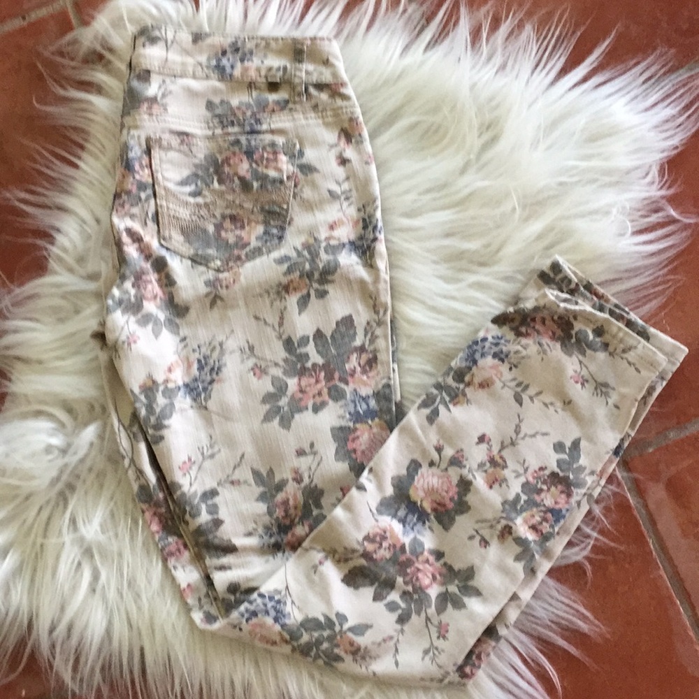 Flower patterned jeans